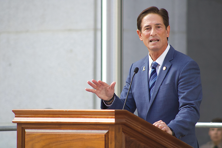 Hochman, Luna address recent string of burglaries